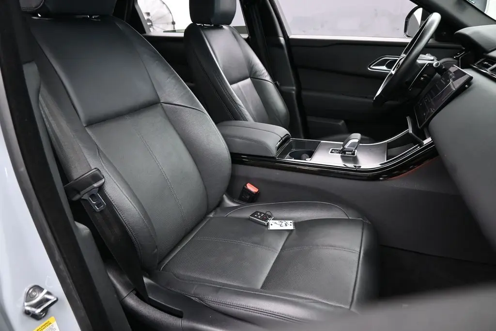 2025 Land Rover Range Rover Velar - $33,990