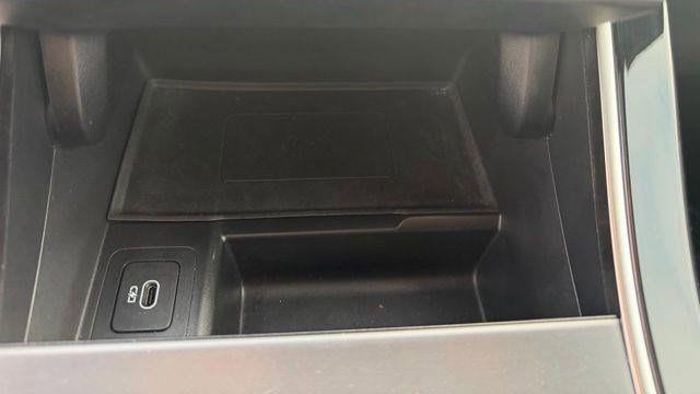 2024 Land Rover Range Rover Velar P250 Dynamic SE