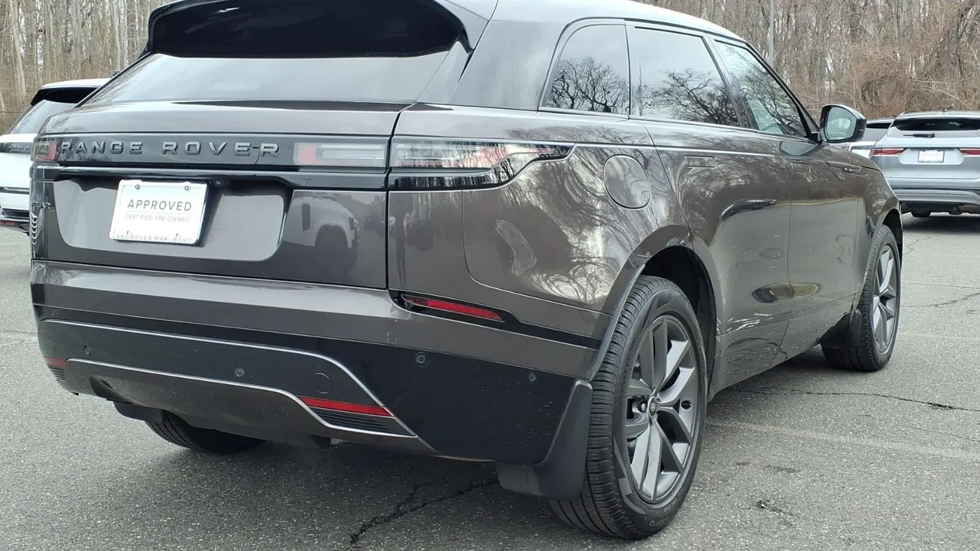 2026 Land Rover Range Rover Velar P250 Dynamic SE