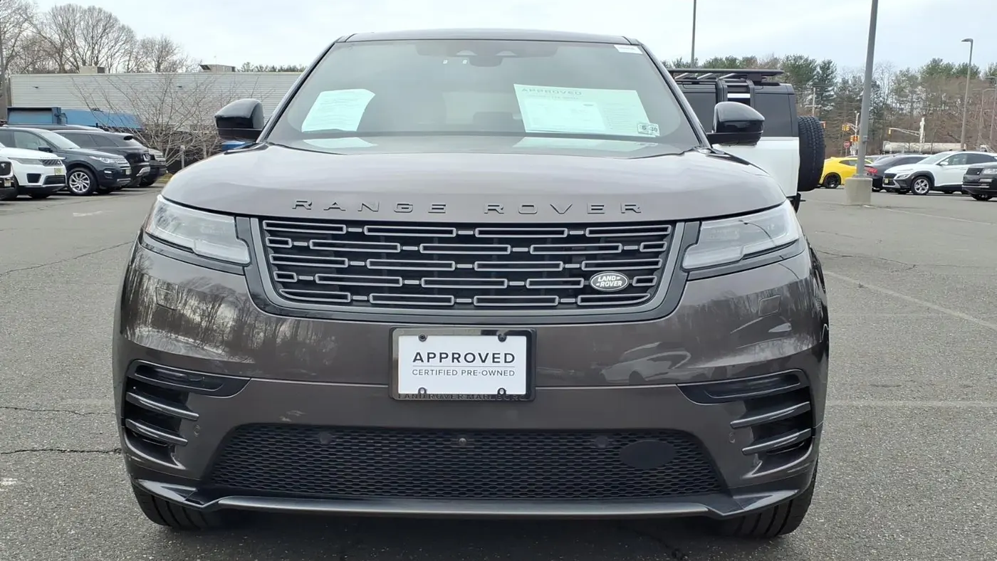 2026 Land Rover Range Rover Velar P250 Dynamic SE