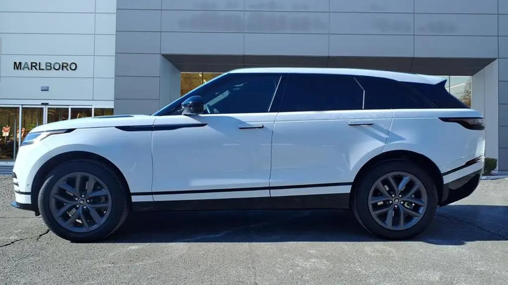 2026 Land Rover Range Rover Velar P250 Dynamic SE