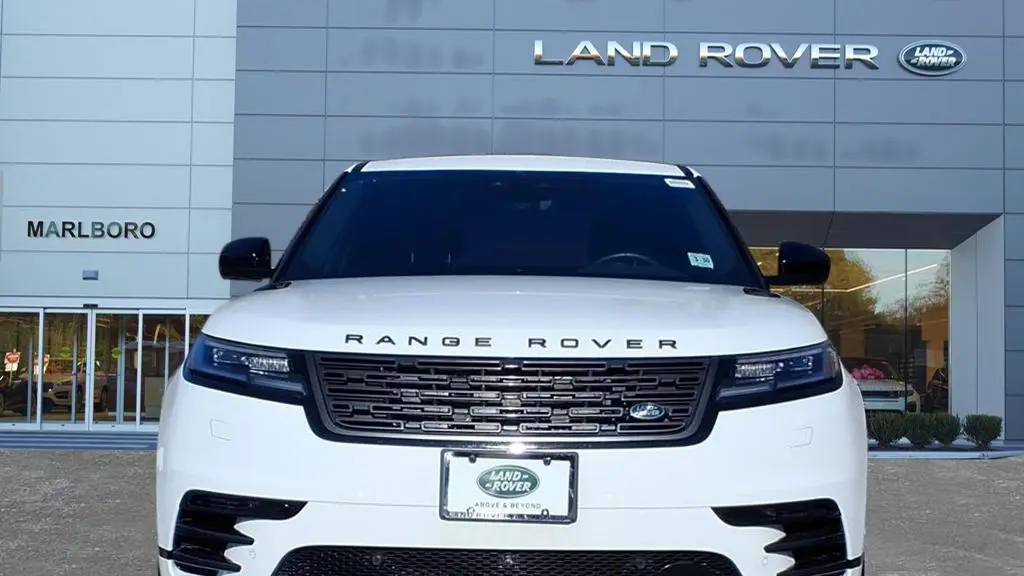 2026 Land Rover Range Rover Velar P250 Dynamic SE