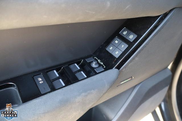 2025 Land Rover Range Rover Velar - $35,494