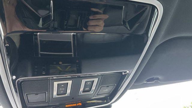 2025 Land Rover Range Rover Velar P250 Dynamic SE
