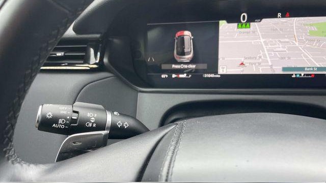 2025 Land Rover Range Rover Velar P250 Dynamic SE