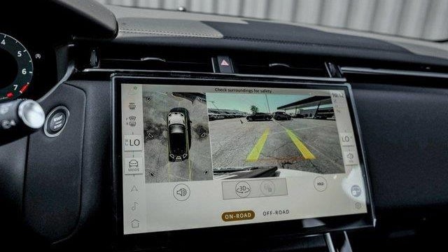 2026 Land Rover Range Rover Velar P400 Dynamic SE