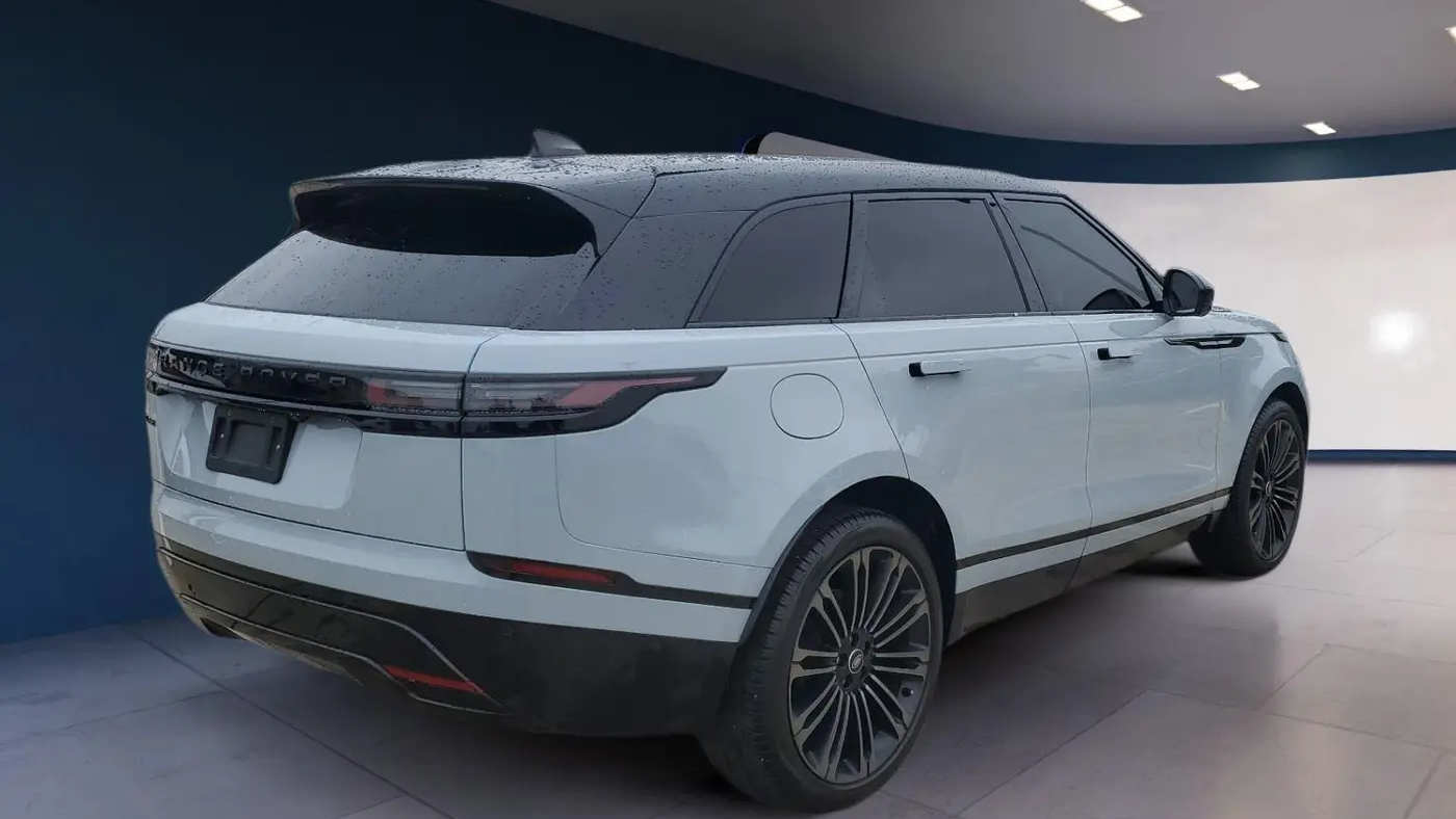 2026 Land Rover Range Rover Velar P400 Dynamic SE