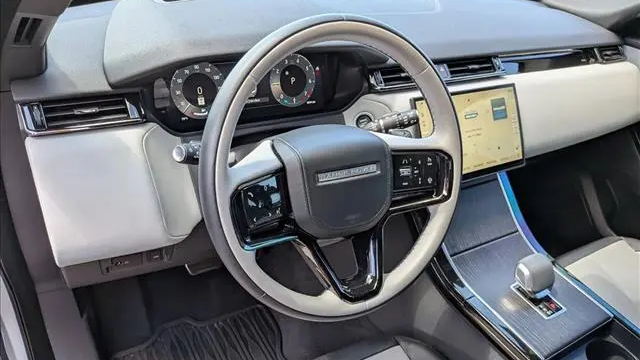 2024 Land Rover Range Rover Velar P400 Dynamic SE