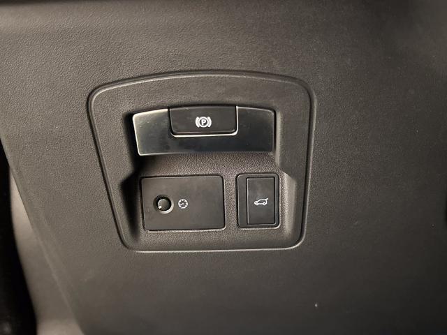 2018 Land Rover Range Rover Velar - $20,901