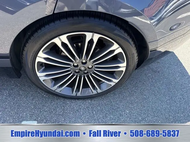 2024 Land Rover Range Rover Velar - $46,990