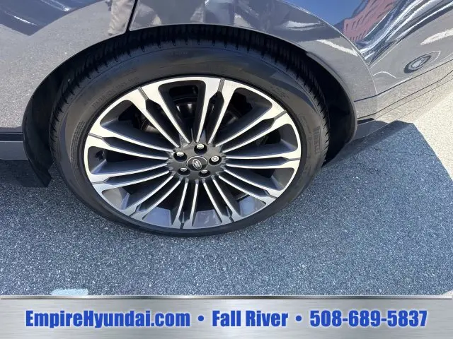 2024 Land Rover Range Rover Velar - $47,190