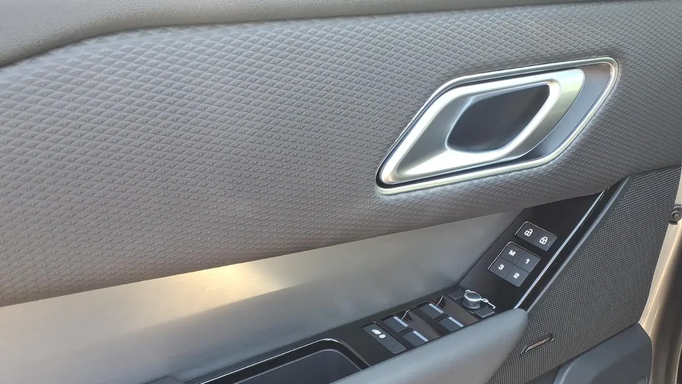 2023 Land Rover Range Rover Velar P340 R-Dynamic S