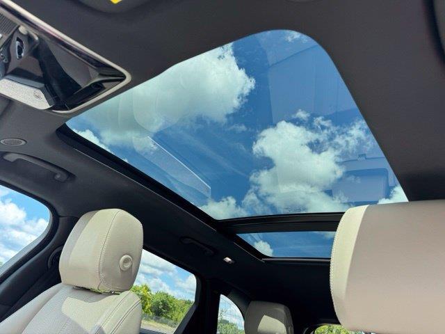 2023 Land Rover Range Rover Velar - $35,890