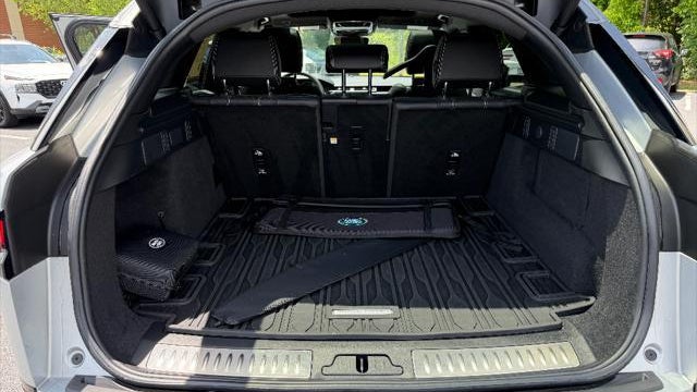 2023 Land Rover Range Rover Velar P340 R-Dynamic S