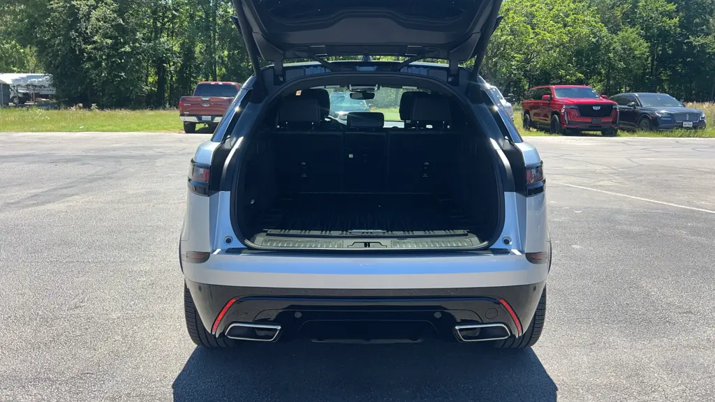 2023 Land Rover Range Rover Velar P340 R-Dynamic S