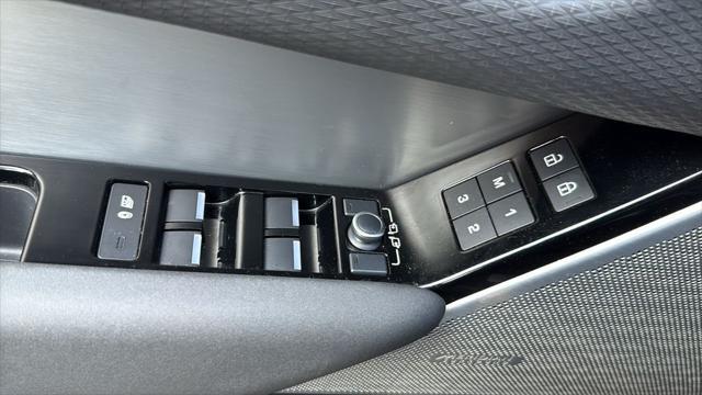 2022 Land Rover Range Rover Velar P250 R-Dynamic S