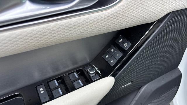 2022 Land Rover Range Rover Velar P250 R-Dynamic S