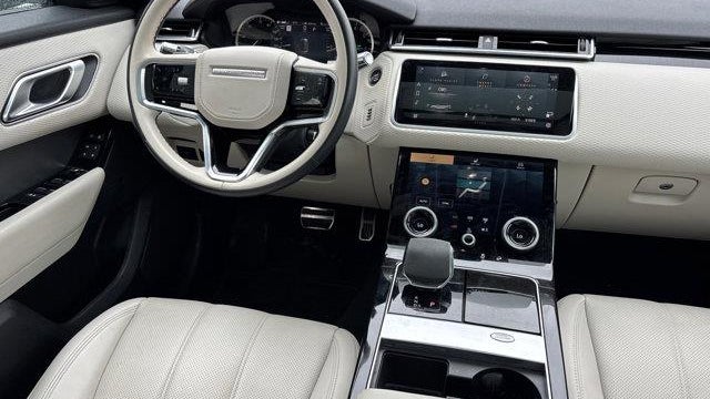 2022 Land Rover Range Rover Velar P250 R-Dynamic S