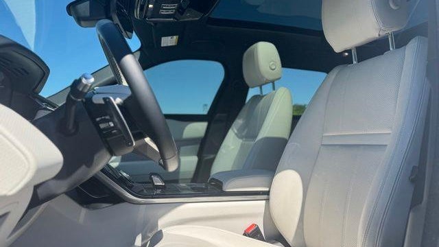 2022 Land Rover Range Rover Velar P250 R-Dynamic S