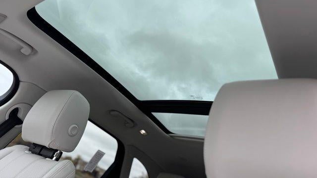 2023 Land Rover Range Rover Velar P250 R-Dynamic S