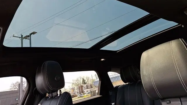 2021 Land Rover Range Rover Velar P250 R-Dynamic S