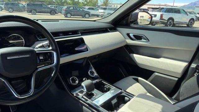 2022 Land Rover Range Rover Velar P250 R-Dynamic S