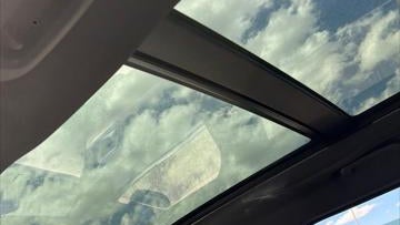 2022 Land Rover Range Rover Velar P250 R-Dynamic S