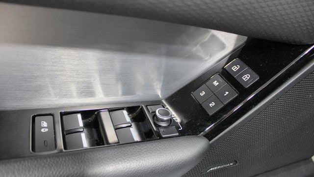 2021 Land Rover Range Rover Velar P250 R-Dynamic S