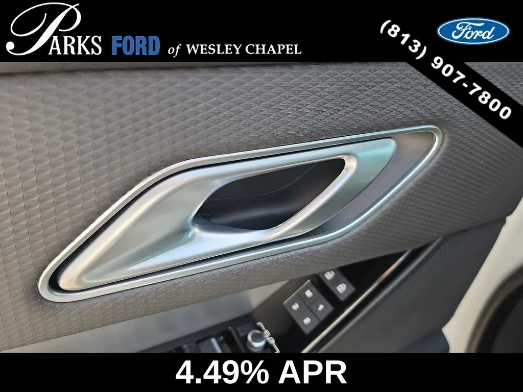 2023 Land Rover Range Rover Velar - $30,234