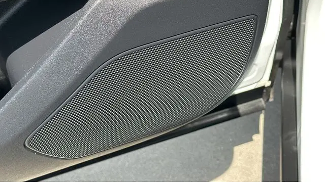 2022 Land Rover Range Rover Velar P250 R-Dynamic S