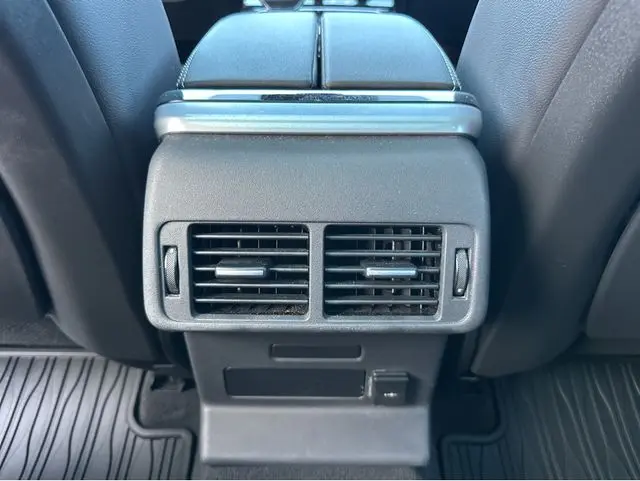 2022 Land Rover Range Rover Velar - $27,000