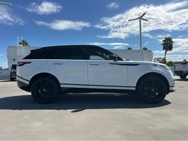 2022 Land Rover Range Rover Velar - $27,000