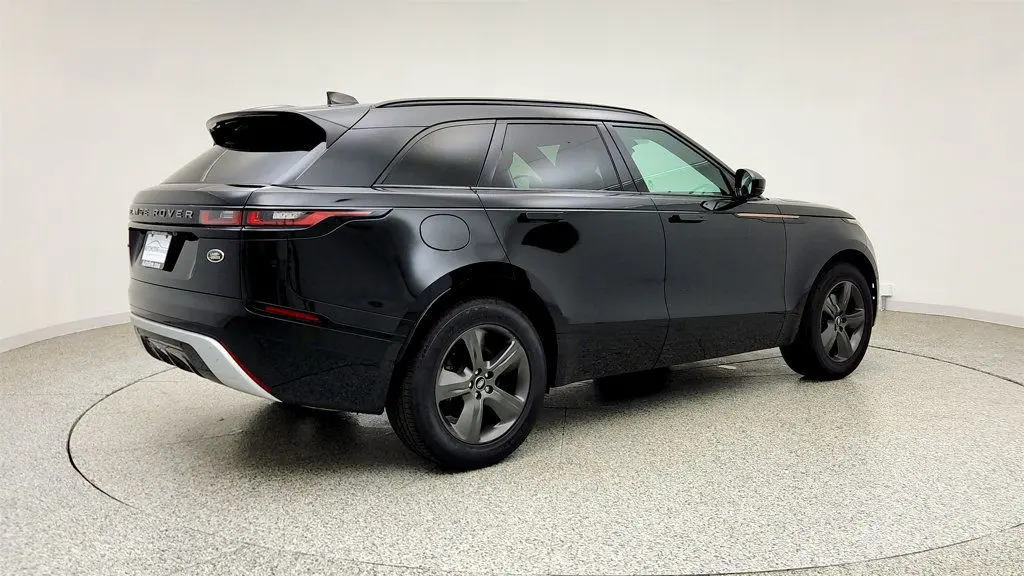 2022 Land Rover Range Rover Velar P250 R-Dynamic S