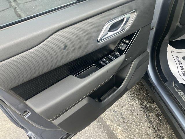 2022 Land Rover Range Rover Velar - $31,605