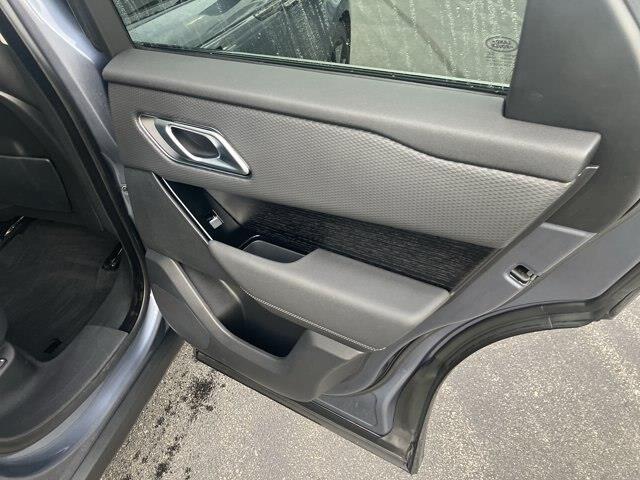 2022 Land Rover Range Rover Velar - $30,805