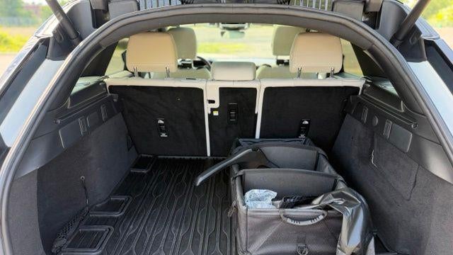 2022 Land Rover Range Rover Velar P250 R-Dynamic S