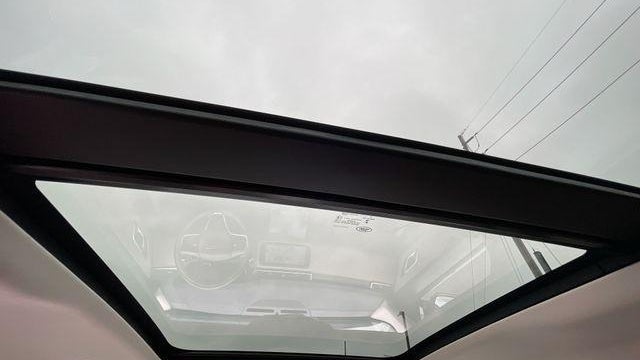 2022 Land Rover Range Rover Velar P250 R-Dynamic S
