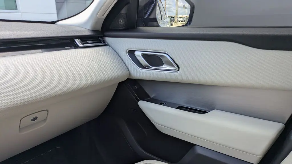 2023 Land Rover Range Rover Velar P250 R-Dynamic S