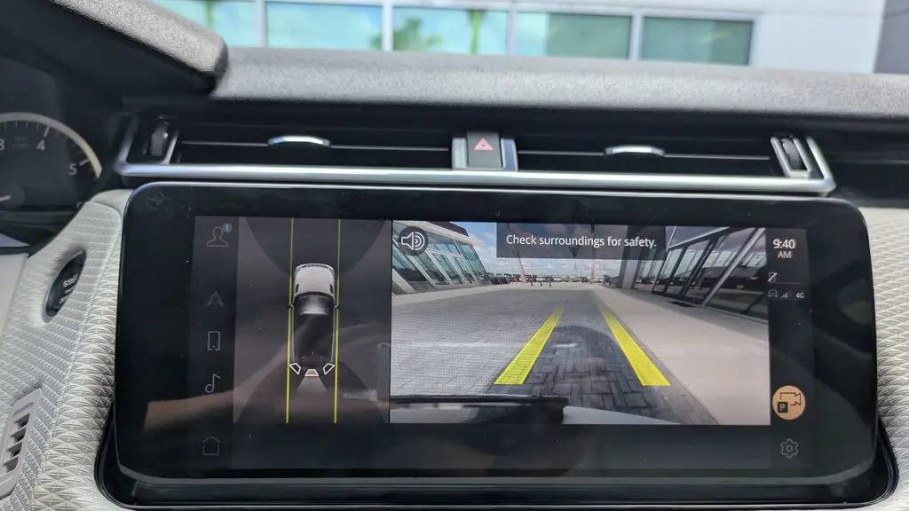 2023 Land Rover Range Rover Velar P250 R-Dynamic S