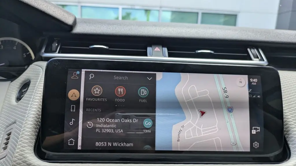 2023 Land Rover Range Rover Velar P250 R-Dynamic S