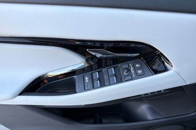 2025 Land Rover Range Rover Evoque - $33,373