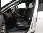 2024 Range Rover Evoque Thumbnail 16