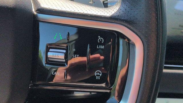 2021 Land Rover Range Rover Evoque R-Dynamic SE