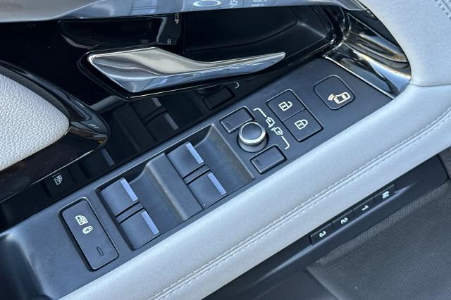 2021 Land Rover Range Rover Evoque - $26,594
