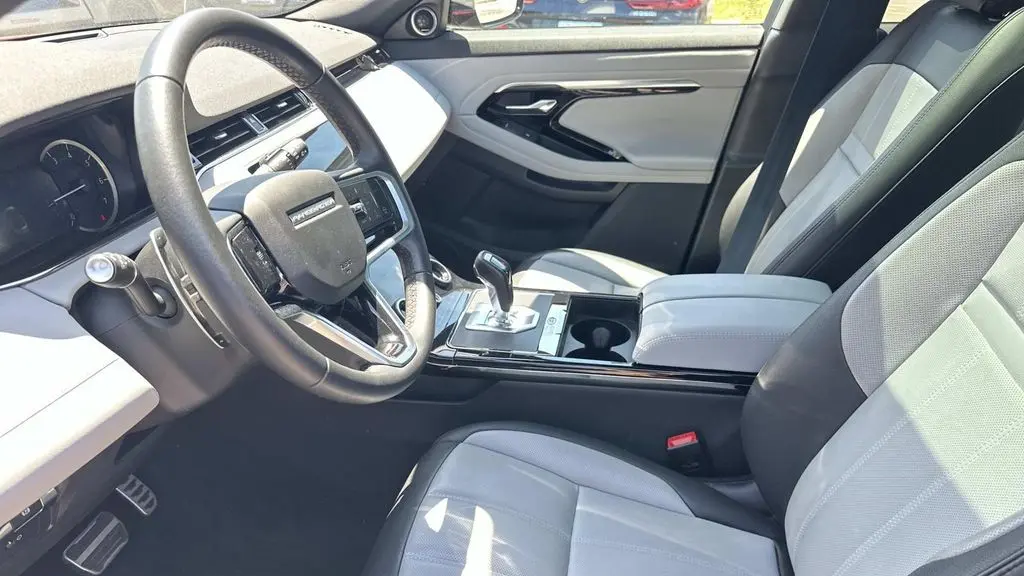 2023 Land Rover Range Rover Evoque P250 R-Dynamic SE