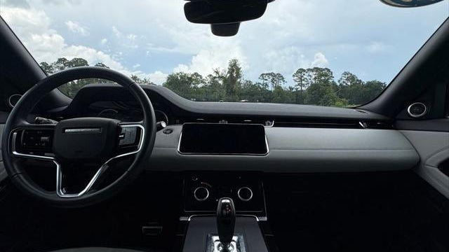 2023 Land Rover Range Rover Evoque P250 R-Dynamic SE