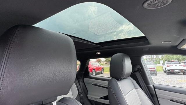 2023 Land Rover Range Rover Evoque P250 R-Dynamic SE