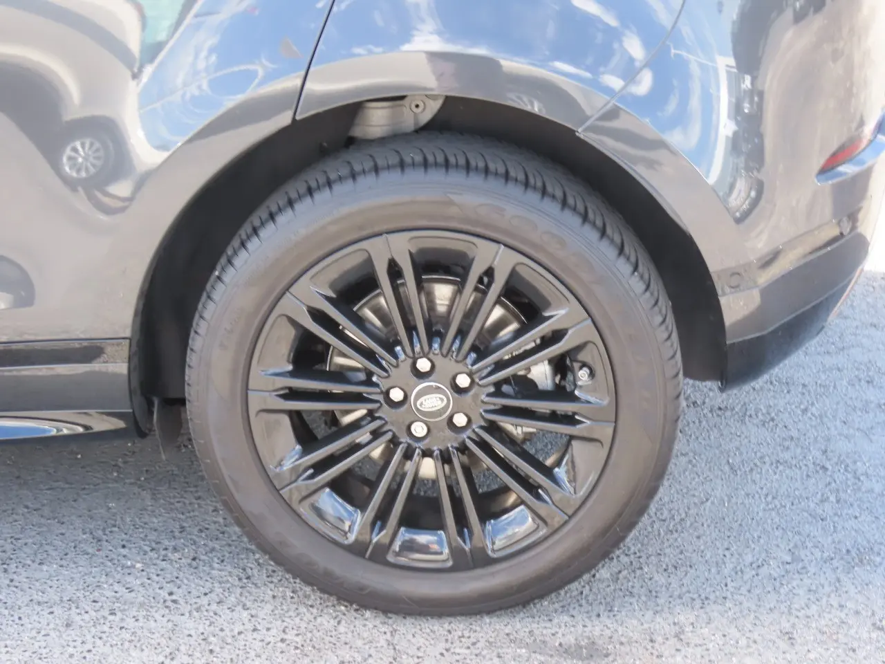 2024 Land Rover Range Rover Evoque - $30,999