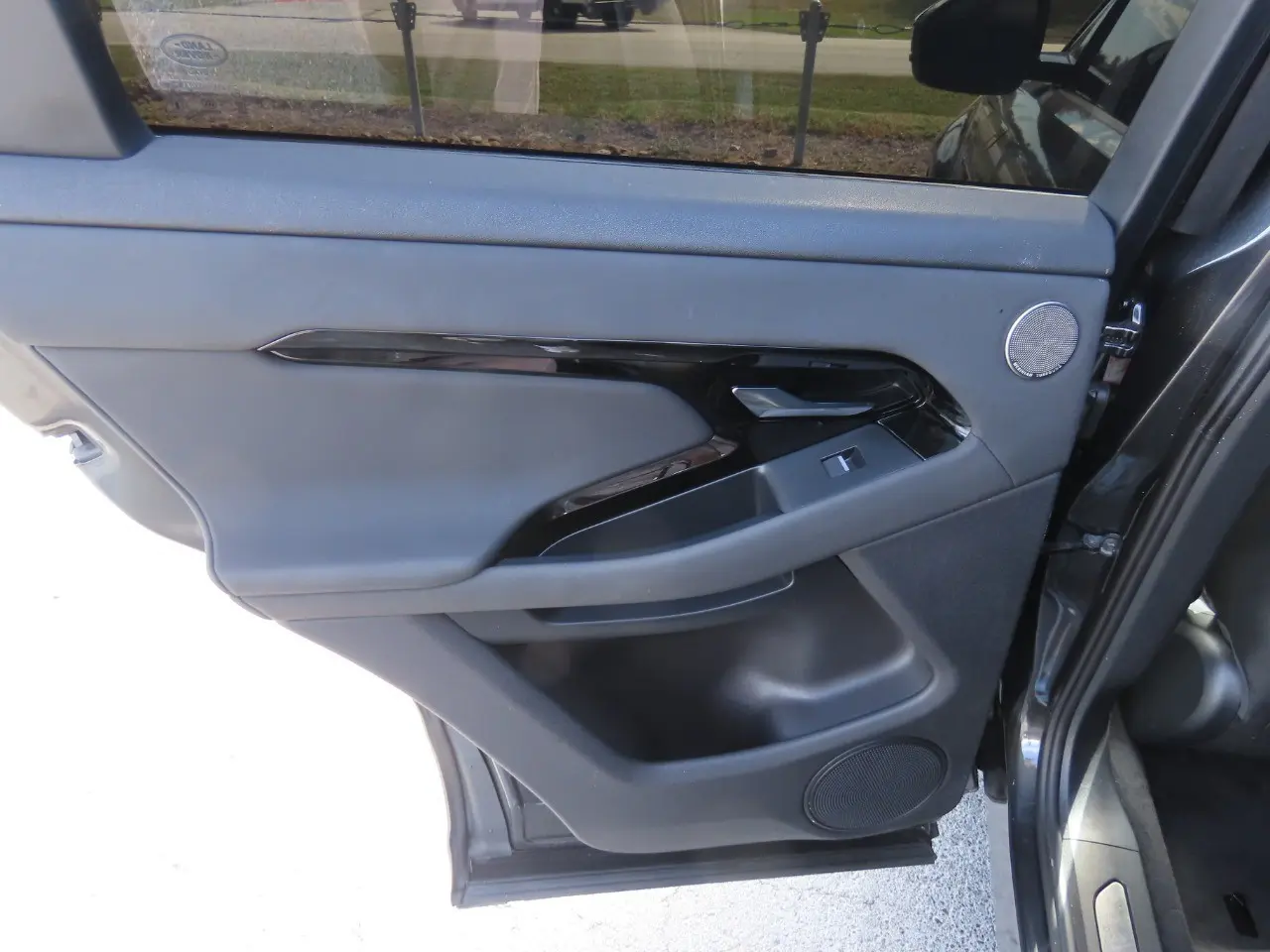 2024 Land Rover Range Rover Evoque - $30,999