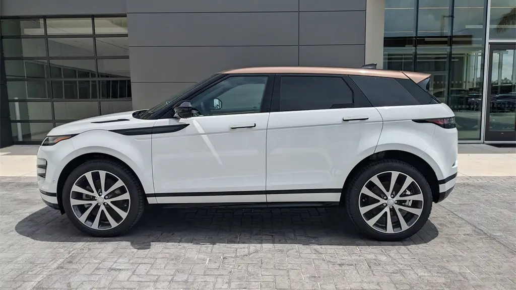 2026 Land Rover Range Rover Evoque P250 Dynamic SE